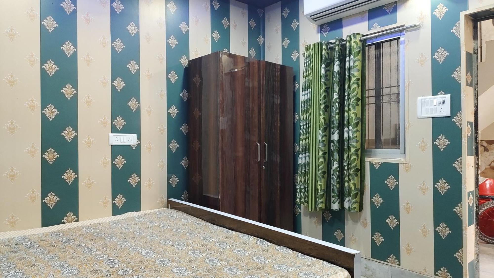 Hotel Raju Homestay Ayodhya 150 Meters From Shree Ram Janmbhoomi Temple 200 Meters From Ayodhya Dham Railway Station Екстериор снимка